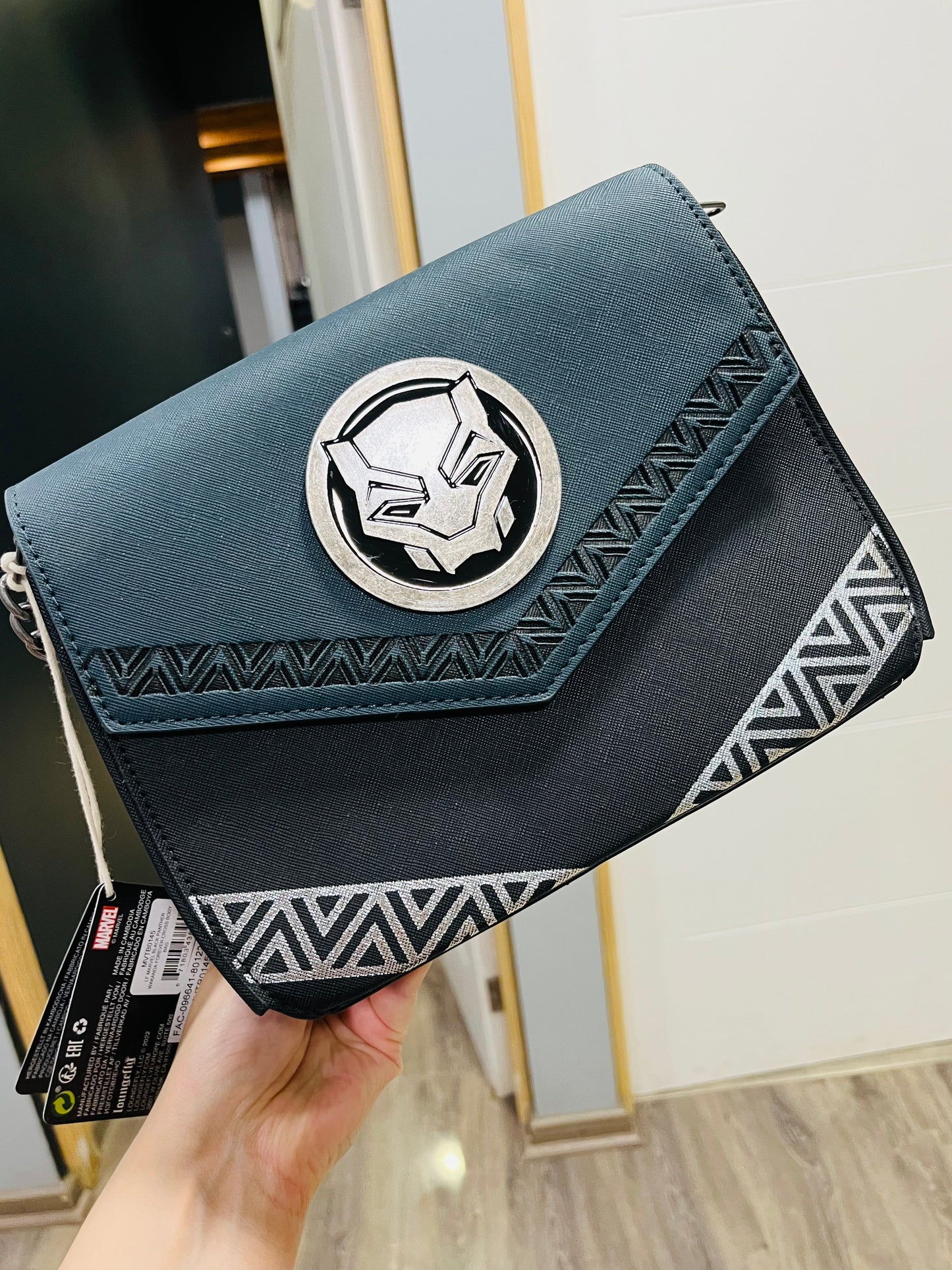 Crossbody Black Panther Loungefly